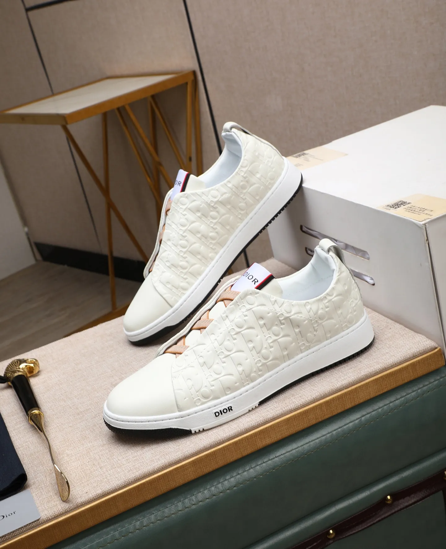 Men's men's shoes💰460 🌹🌹[Dior] 2025 latest model🙈original replica! 👟👟👟You can go to the top-notch workmanship. The upper is made of Italian 🇮🇹imported cowhide. The mesh lining is suitable for travel. The original replica outsole makes it suitable for all kinds of travel, showing low-key luxury. Let quality speak for itself. Color: Size: 38-44